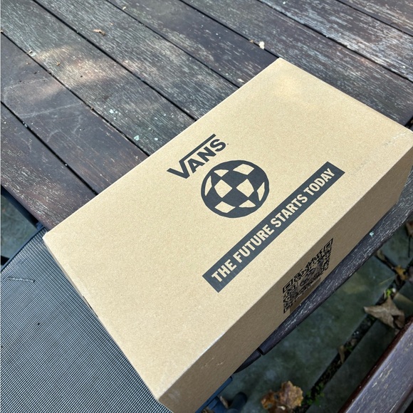 Vans UltraRange Vr3 sneakers size W 8.5 (M7.0) - Picture 3 of 10